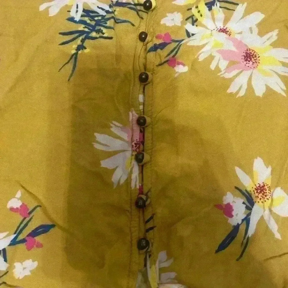 Urban romantic woman’s top - Picture 2 of 6